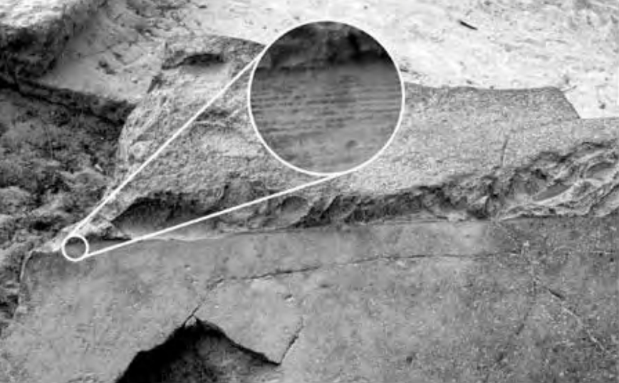 Figure 10.17. Striated block of basalt on the Giza Plateau