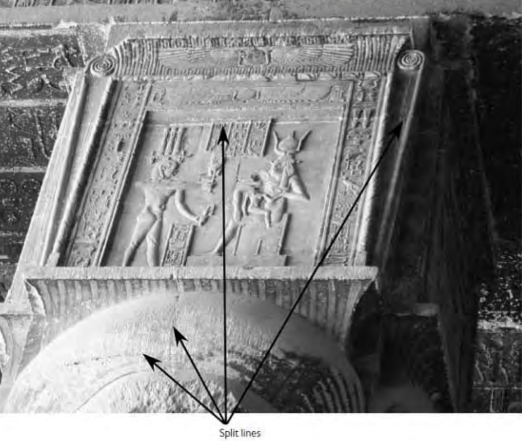 Figure 7.9. Assembling Hathor capitals