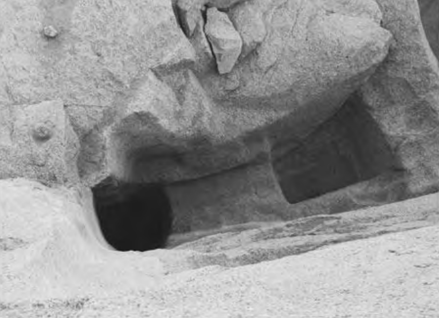 Figure 9.17. Test shaft with sharp inside corner near base of obelisk